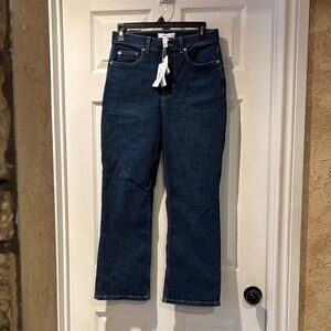 NWT - SPANX - size 10 kick flare jeans in bennet wash.